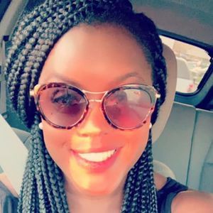 Meet your Posher, Brandi